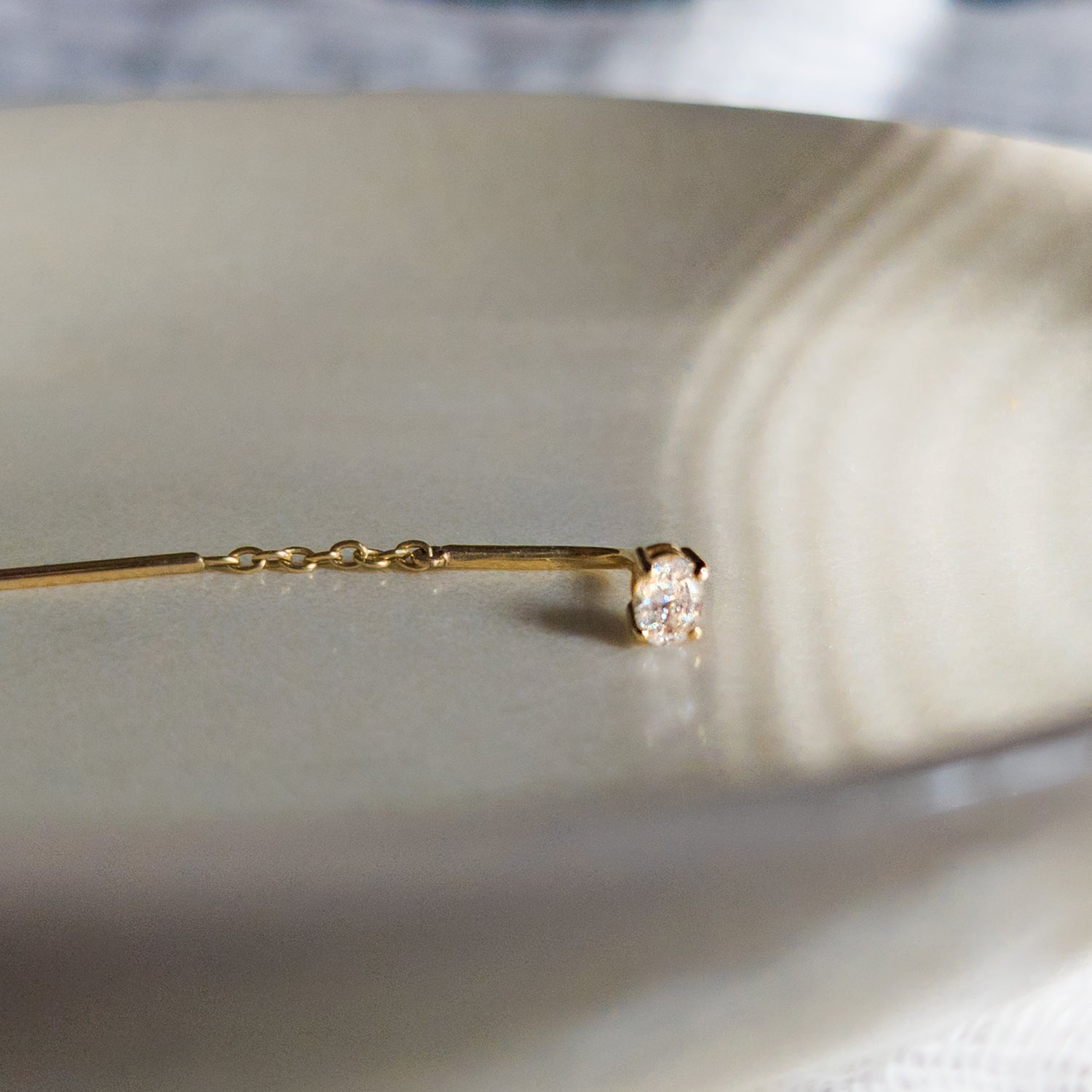 Oval Diamond Threader Earrings - Yellow Gold