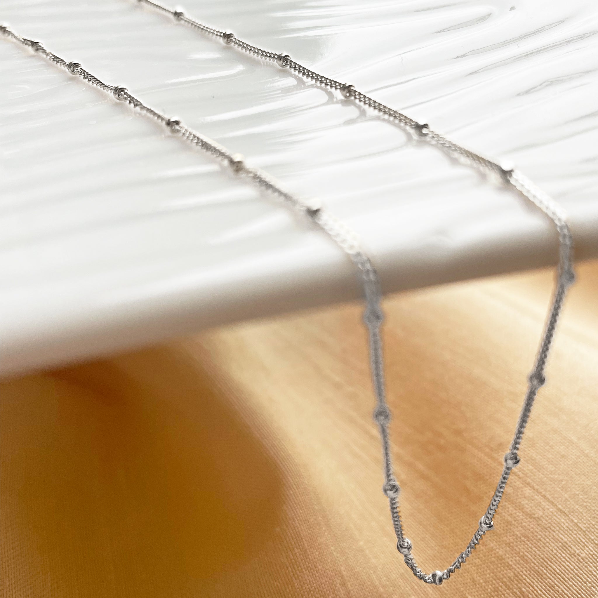 Satellite Chain Necklace - White Gold