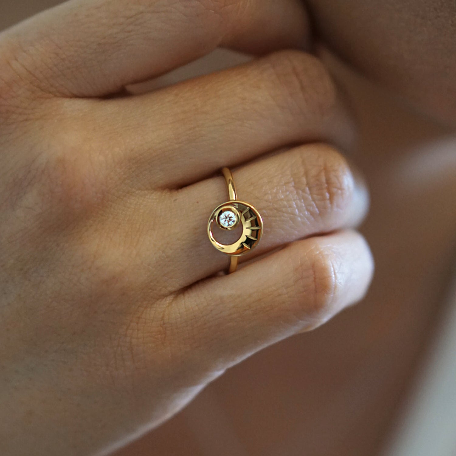 Eclipse Ring - Yellow Gold