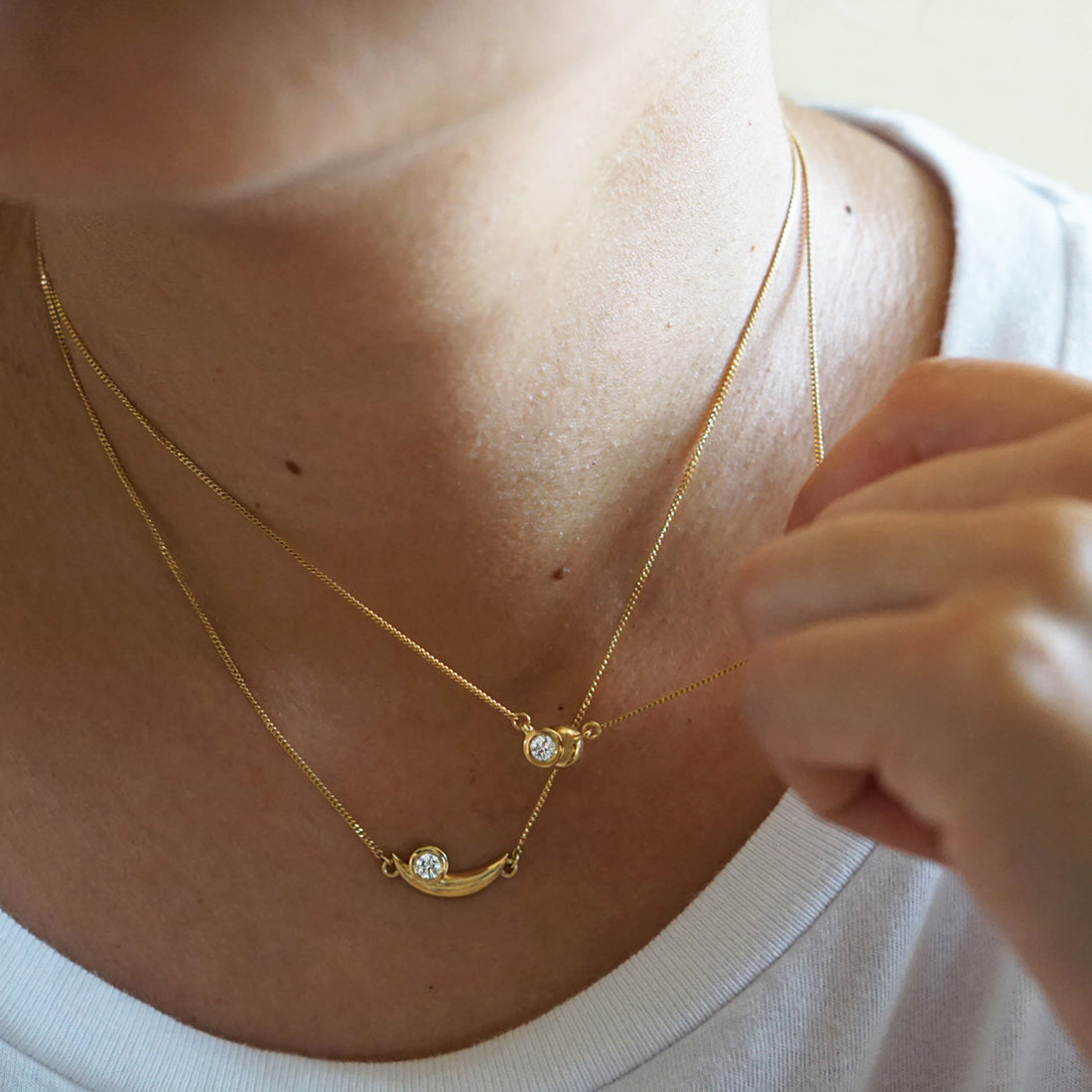 How to wear your sustainable gold diamond necklaces - Aiana