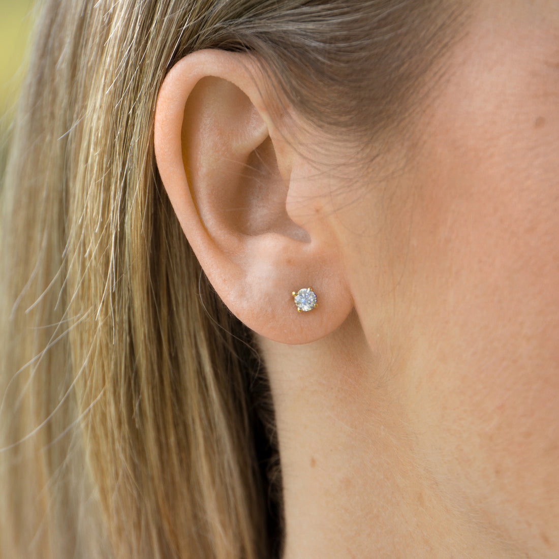 Solitaire lab diamond earring - AïANA
