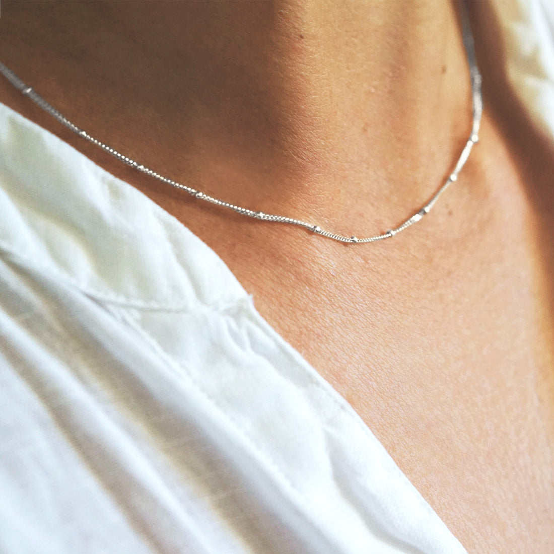 Satellite Chain Necklace - White Gold